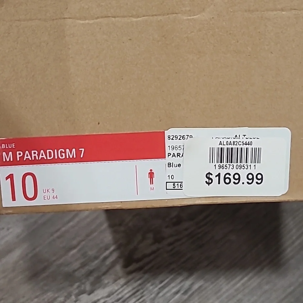 Altra  Paradigm 7 Sneaker Size 10